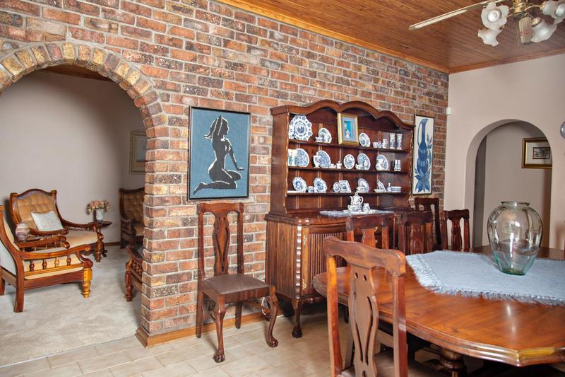 5 Bedroom Property for Sale in Douglas Northern Cape